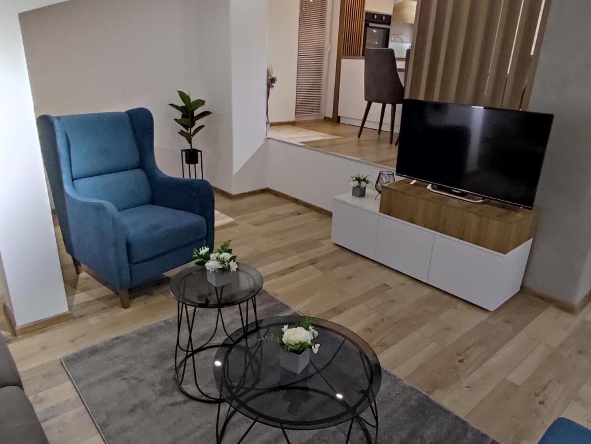 Sky Luxury Apartman Arandjelovac Kültér fotó