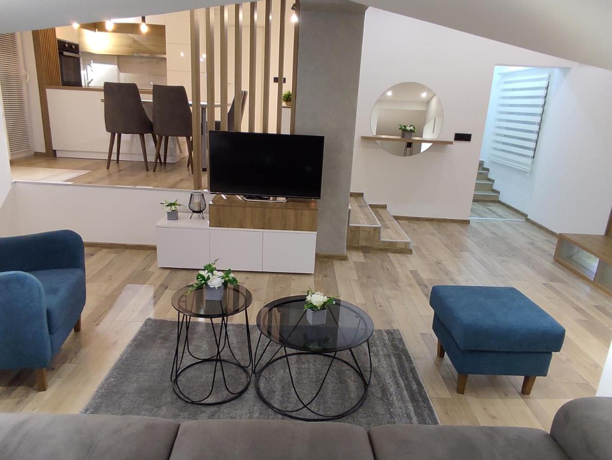 Sky Luxury Apartman Arandjelovac Kültér fotó